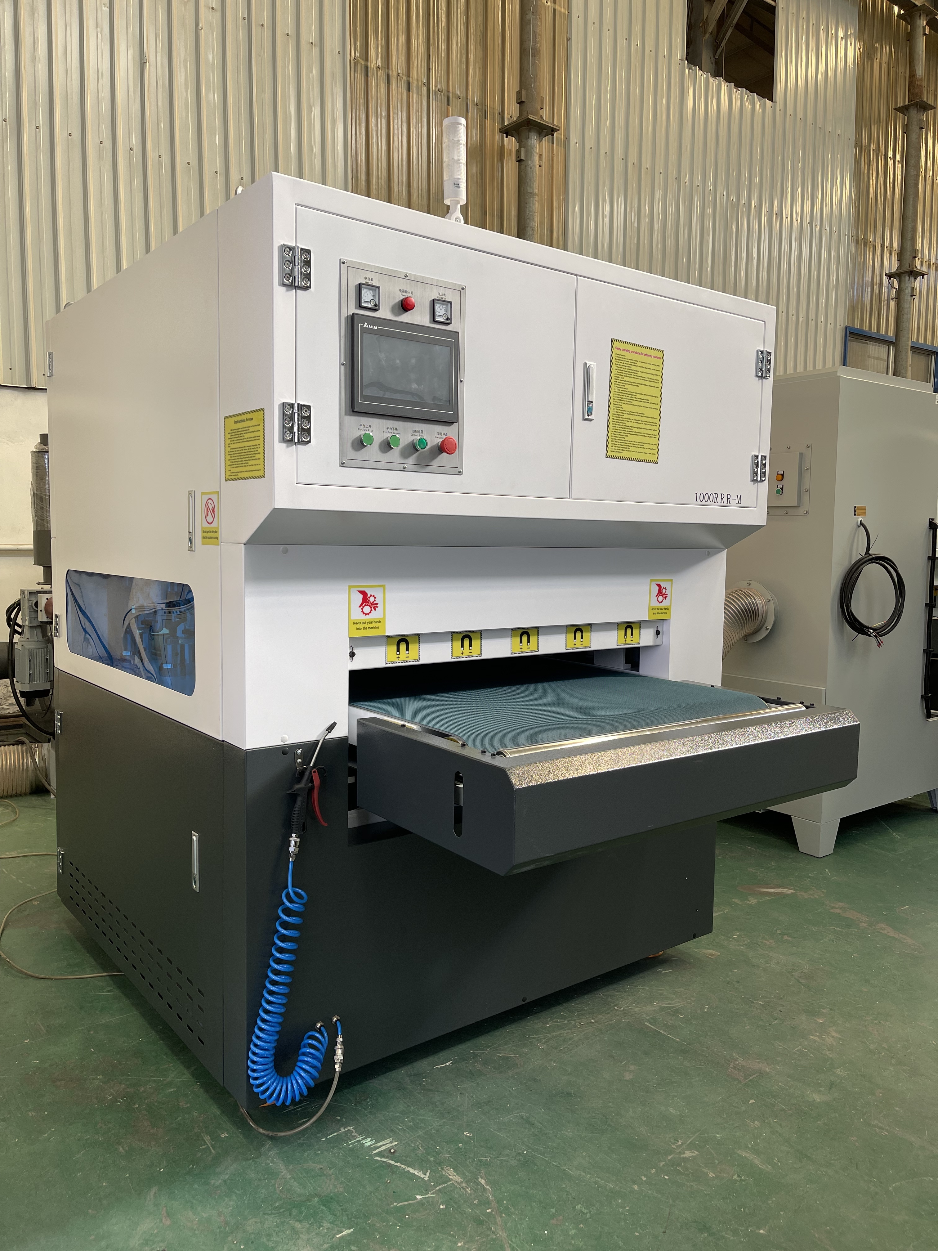1000RRR-M Triple-Belt High-Efficiency Grinding Machine | Qintellim