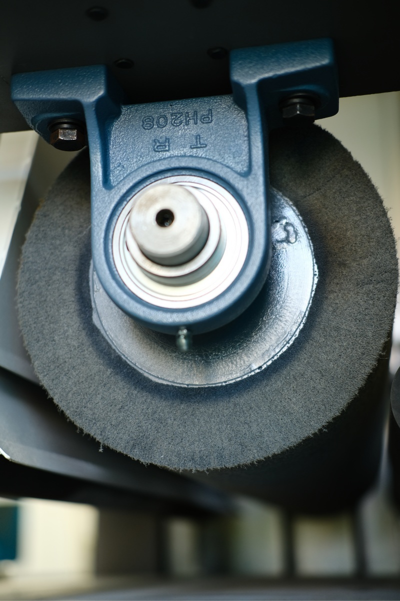 RW Deburring & Surface Finishing Machines | Qintellim