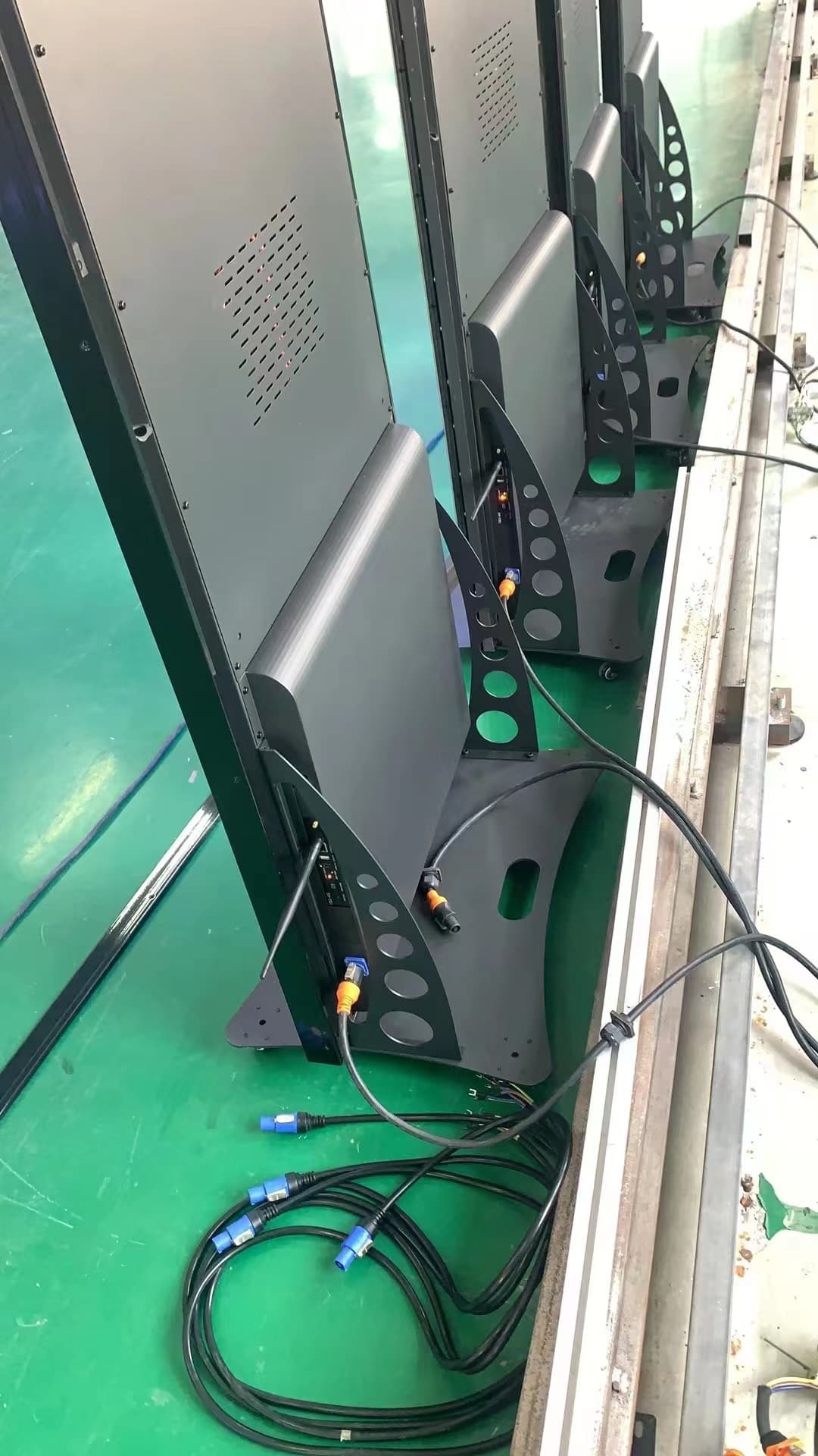 Digital Signage