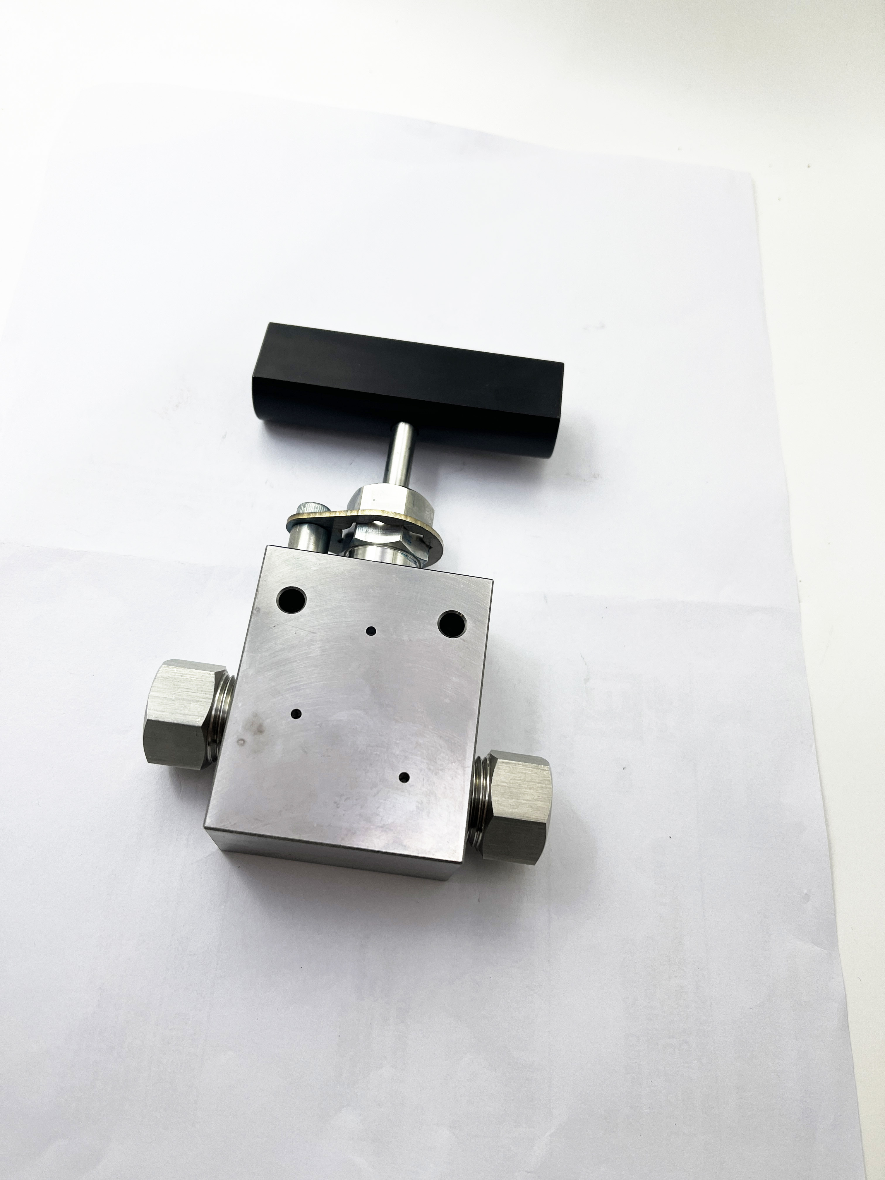 Waterjet Cutting Head Pump Two-way Straight Valve, 3/8 in. Water Jet HP Valve, 3/8" 2-way Straight A-0788-3 10078863 60VM6071 Valve,  High-Pressure, 2-way, Straight, Stainless Steel, 3/8 in.
