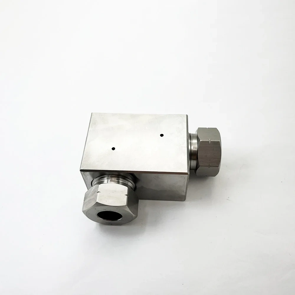 Waterjet Part High Pressure Tube Fittings 9/16'' HP Elbow Assembly 60k Elbow 9/16 Direc Two - Way 13164-3 1-13164-60-9 A-0775-3