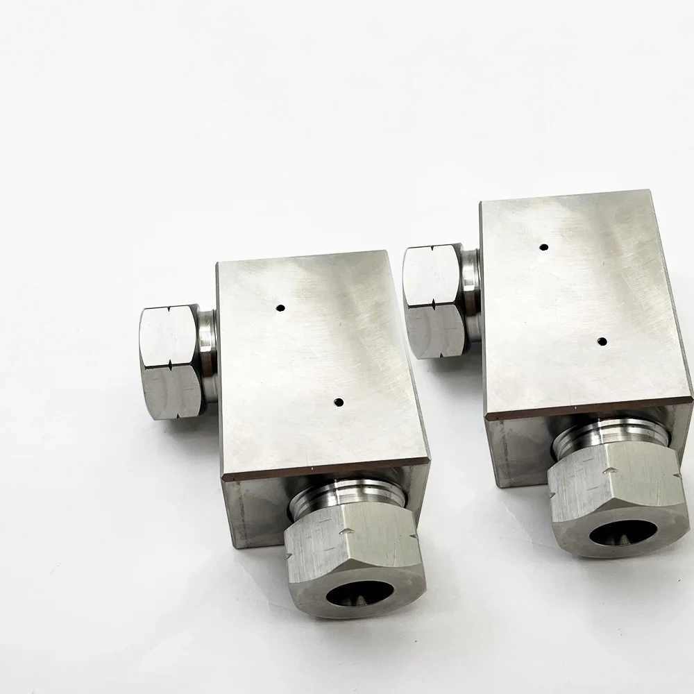 Waterjet Part High Pressure Tube Fittings 9/16'' HP Elbow Assembly 60k Elbow 9/16 Direc Two - Way 13164-3 1-13164-60-9 A-0775-3