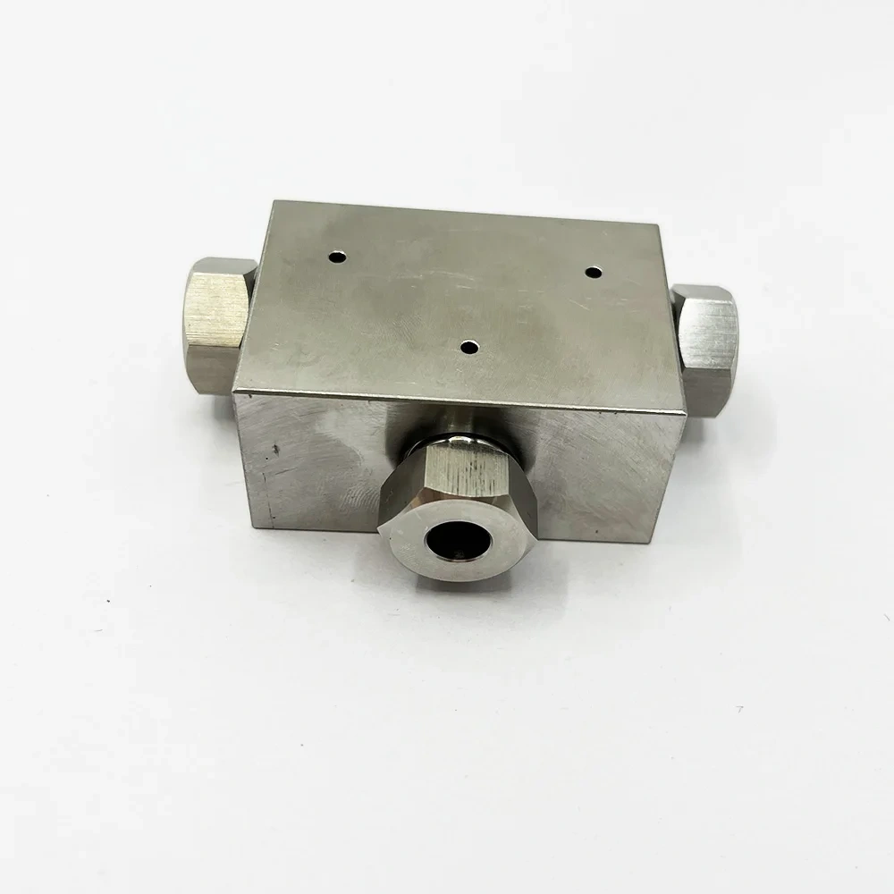20455812 Waterjet Part Intensifier Waterjet Cutting PRO I II III Tees 3/8" 90k UHP Stainless Steel 3/8 Tee Assembly 100K/6900bar