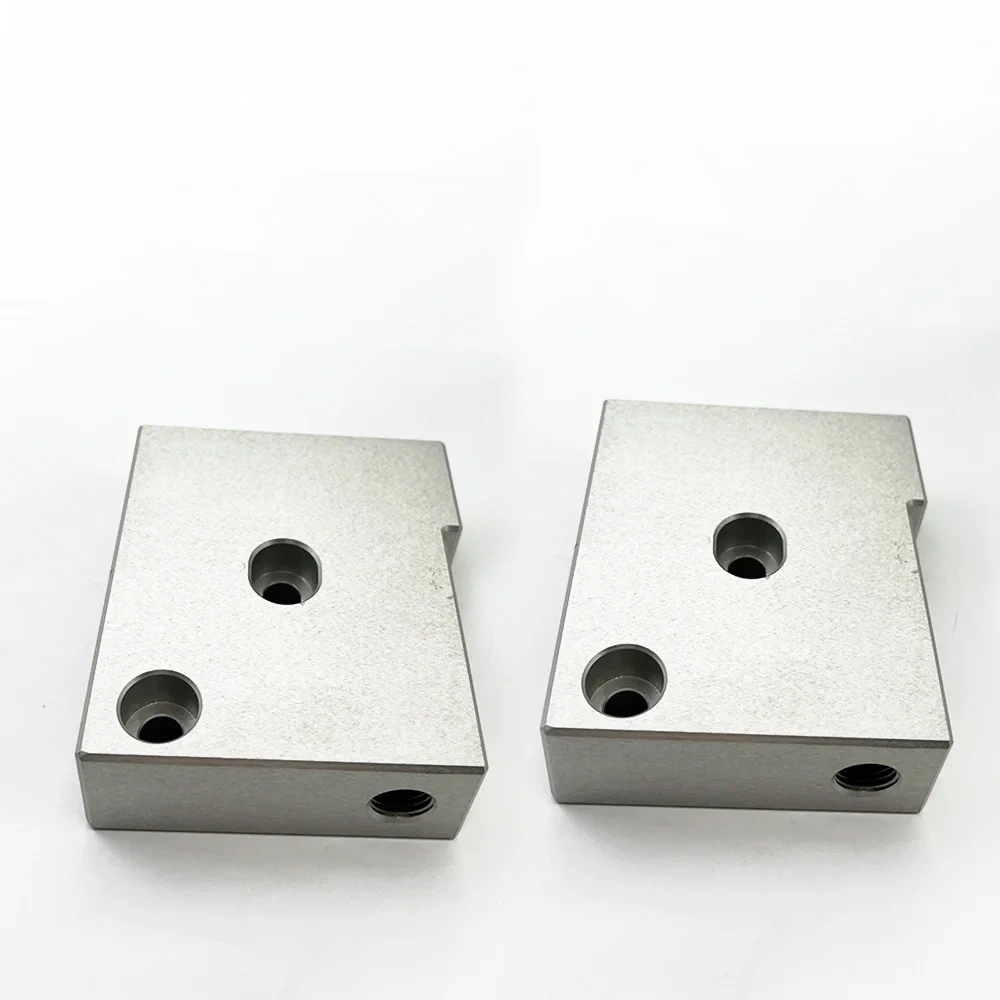 110-00004-0101 Good Quality 2pcs For HEAD Water Jet Intensifier Pump Connect Block Waterjet Cutting Head For HD Connecting Block