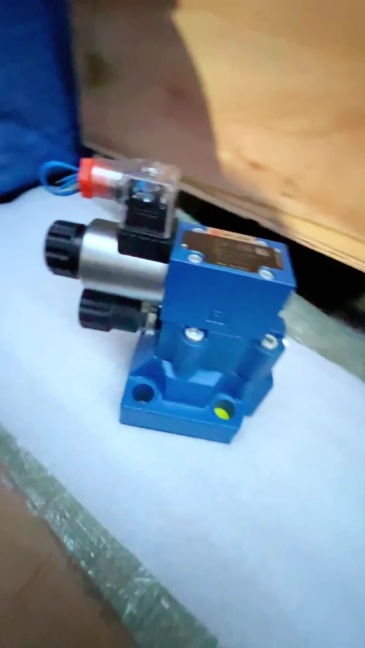 A-10544 1-11736 Waterjet Cutting Intensifier Pilot Valve 24 VDC Water Jet Cutter Head 60k For HUADE Pilot Valve Electrical Shift