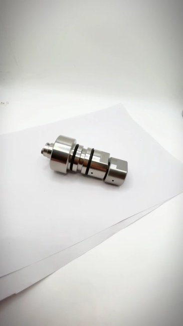 60 KSI Water Jet Cutting Heads 60K Intensifier Check Valve Assy 301002-1 Waterjet Cutter Sealing Head Assembly WE000025 1-11421