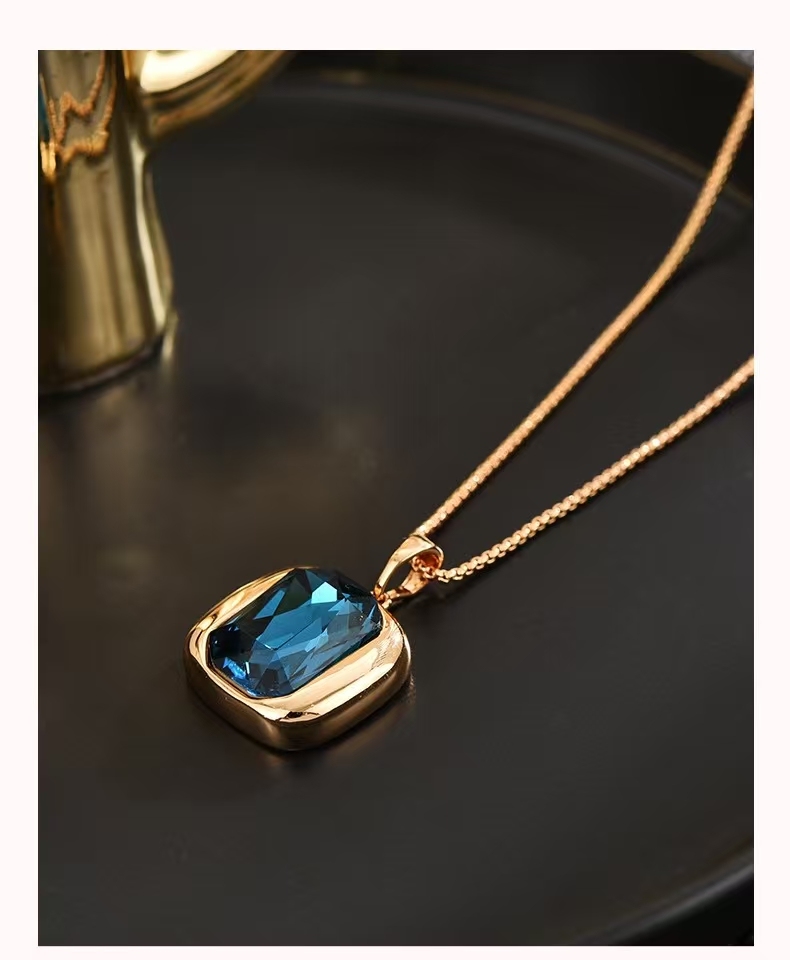 Vintage Versatile Sweater Necklace