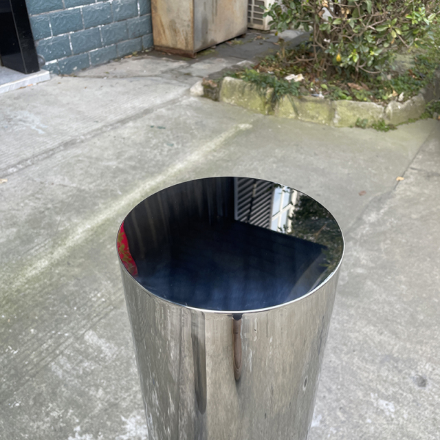 Mirror Finish Stainless Steel Fixed Bollard