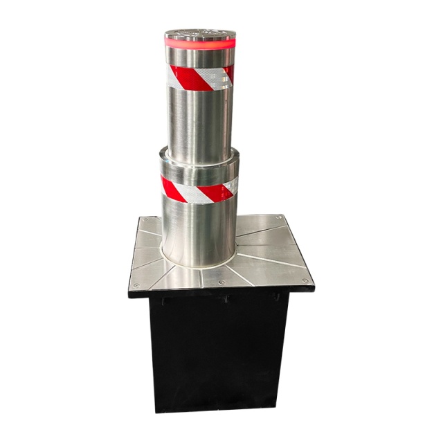Telescopic Automatic Retractable Bollard