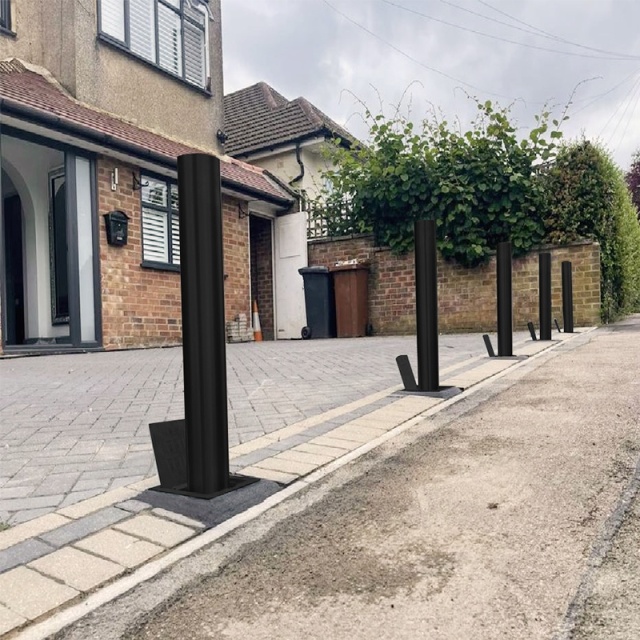 retractable parking bollard for driveway