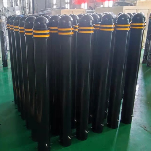 High-Visibility Black Steel Fixed Bollard with Yellow Reflective Tape