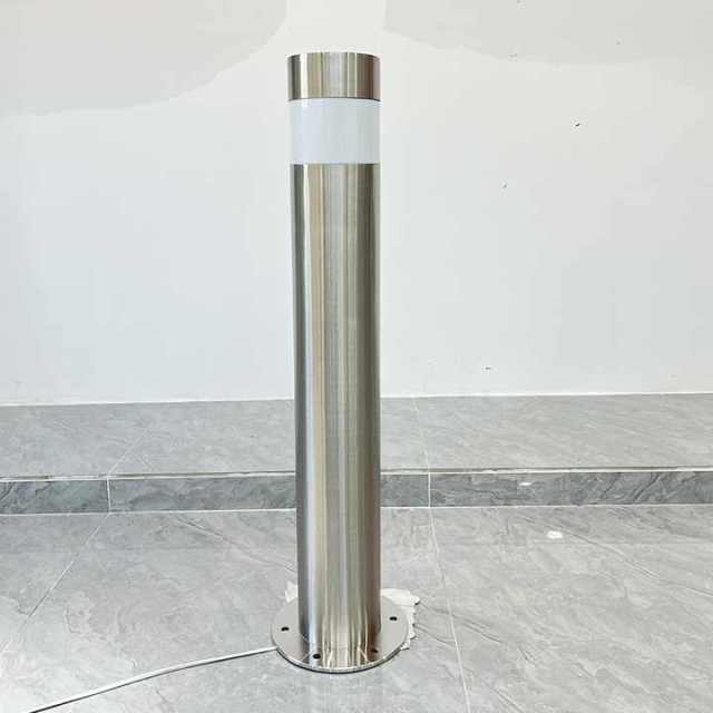 Flat Top LED Lighted Bollard
