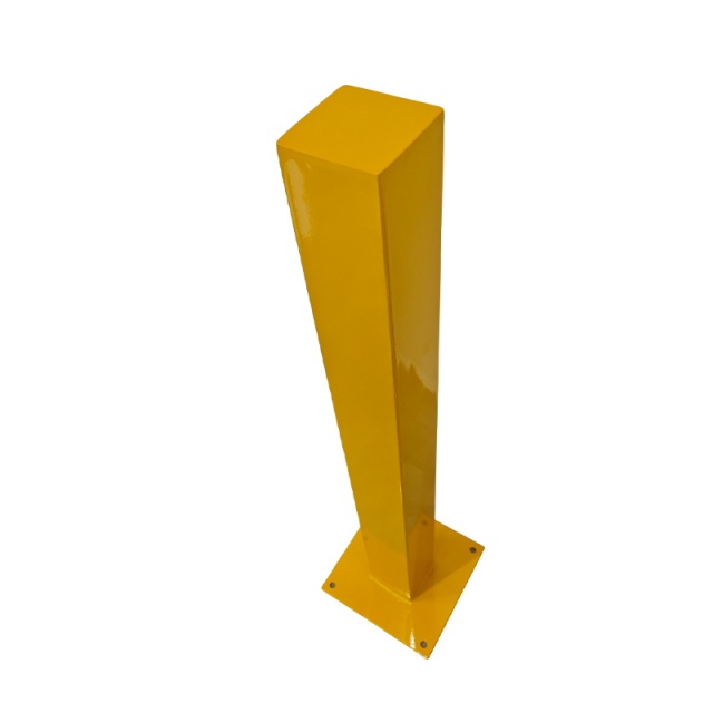 Lightweight Yellow Delineator Post
