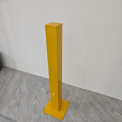 Lightweight Yellow Delineator Post