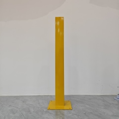 Lightweight Yellow Delineator Post