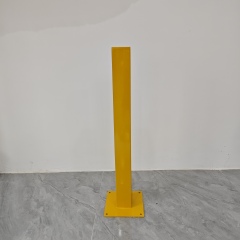 Lightweight Yellow Delineator Post