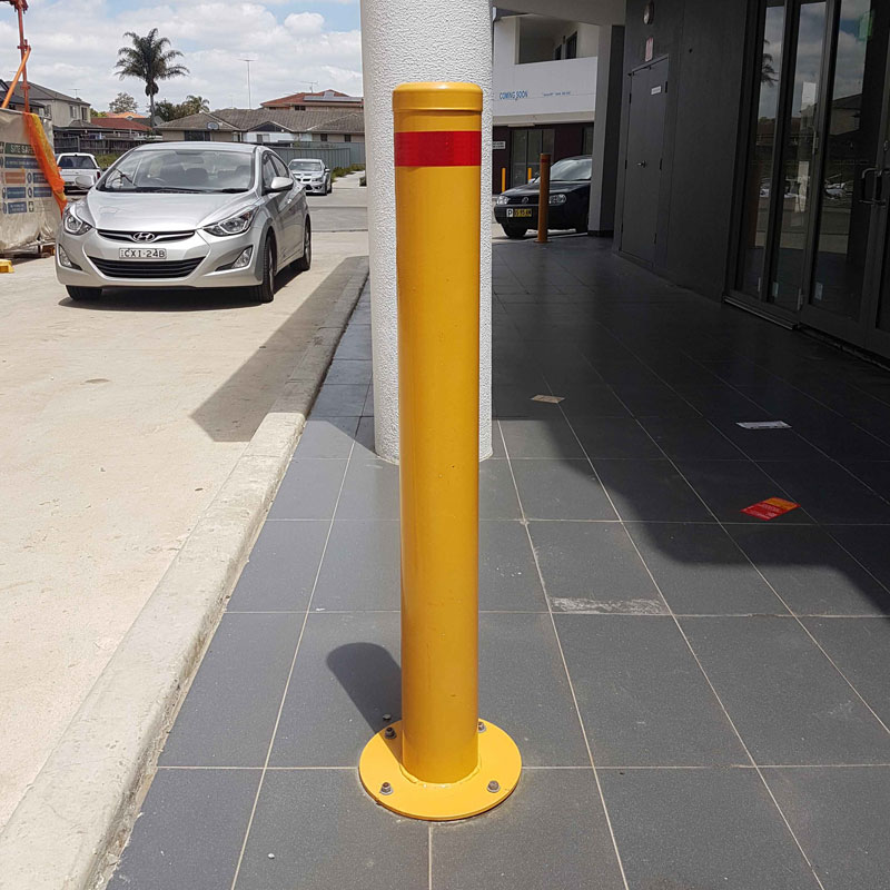 Carbon Steel Bollard in Strefront