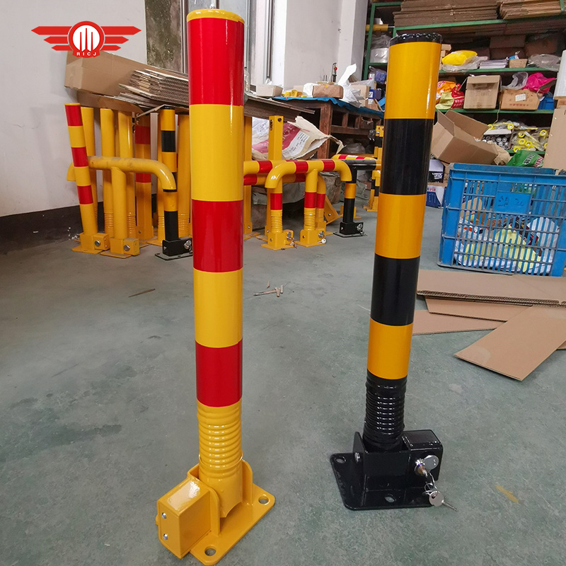 Flexible Spring-Back Parking Bollard