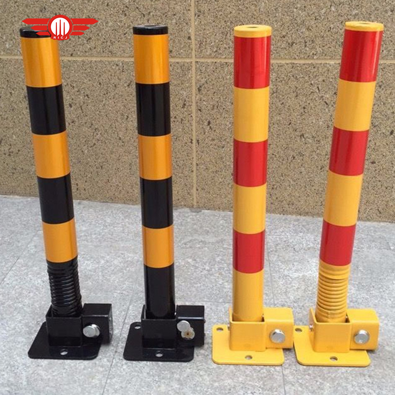 Flexible Spring-Back Parking Bollard