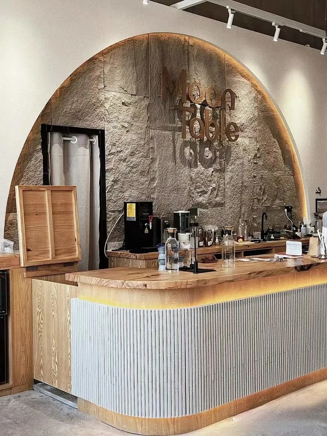 PU False Stone Veneer Sheet PU Stone Skin PU Stone Panels for Decoration Polyurethane Artificial Stone Exterior Decoration Faux Rock PU Stone Skin Slab 3D PU Stone Wall Panel Big Slab