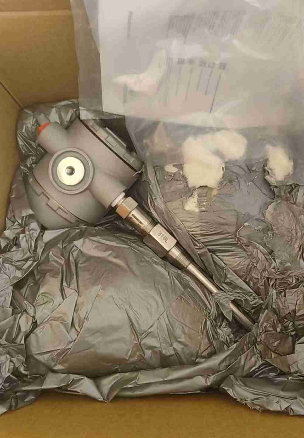 Rosemount 3144P Temperature Transmitter Inspection before Packing