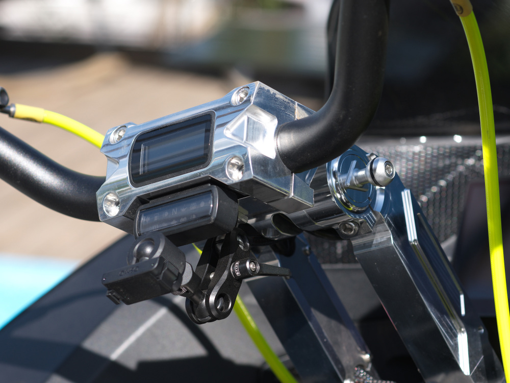 Hyper vision Series Riser Ball Head mount