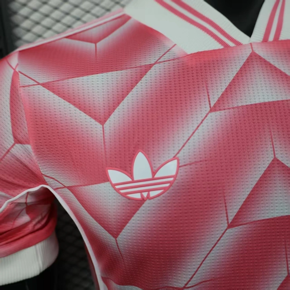 2025-26 Real Madrid Pink Special Edition Soccer jersey Player version
