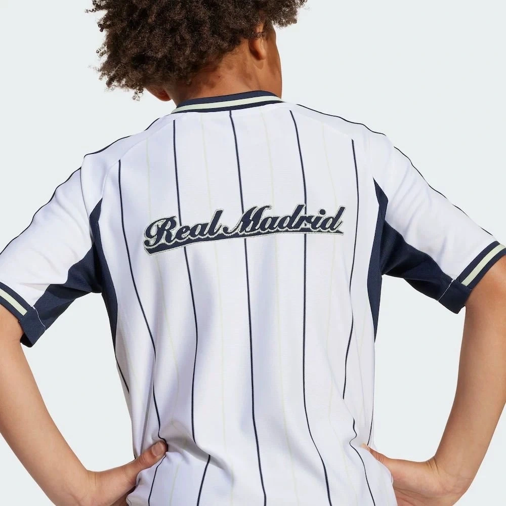 Real Madrid 2025-26 casual white striped short sleeved shirt