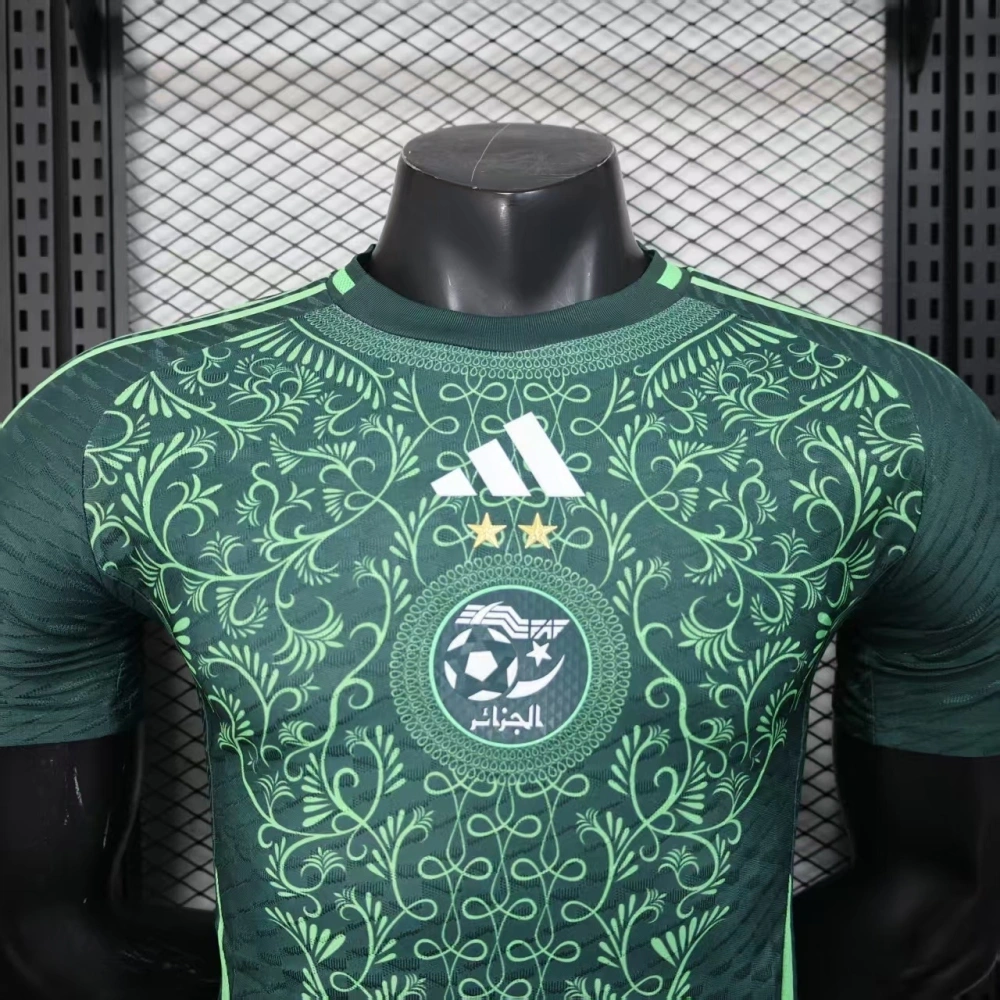 Algeria 2025-26 Green Special Edition Football Shirt Player Edition