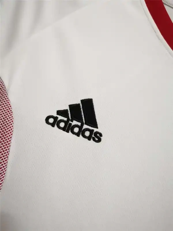 AC Milan Retro Jersey Away 2002/03