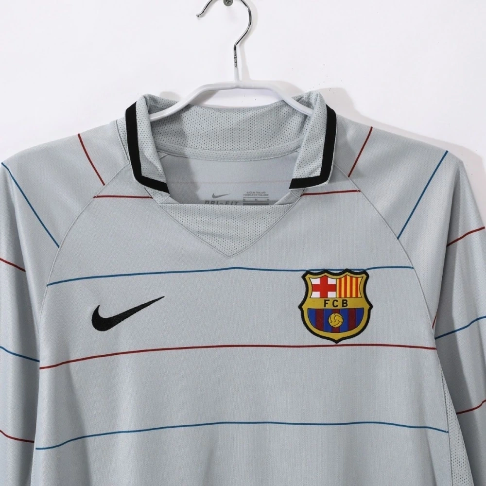 03-04 Barcelona Retro jersey Away Long Sleeve Soccer Shirt