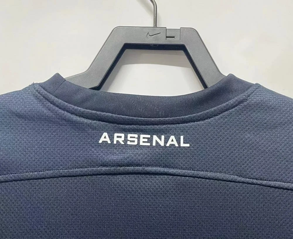 Arsenal Retro Away Football Shirt 2011/2012
