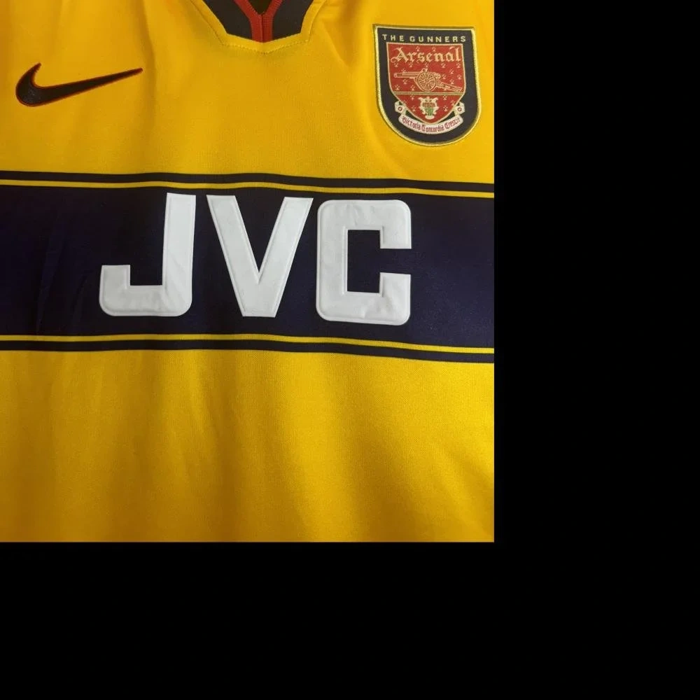 Arsenal Retro Away Football Shirt 1997-1999