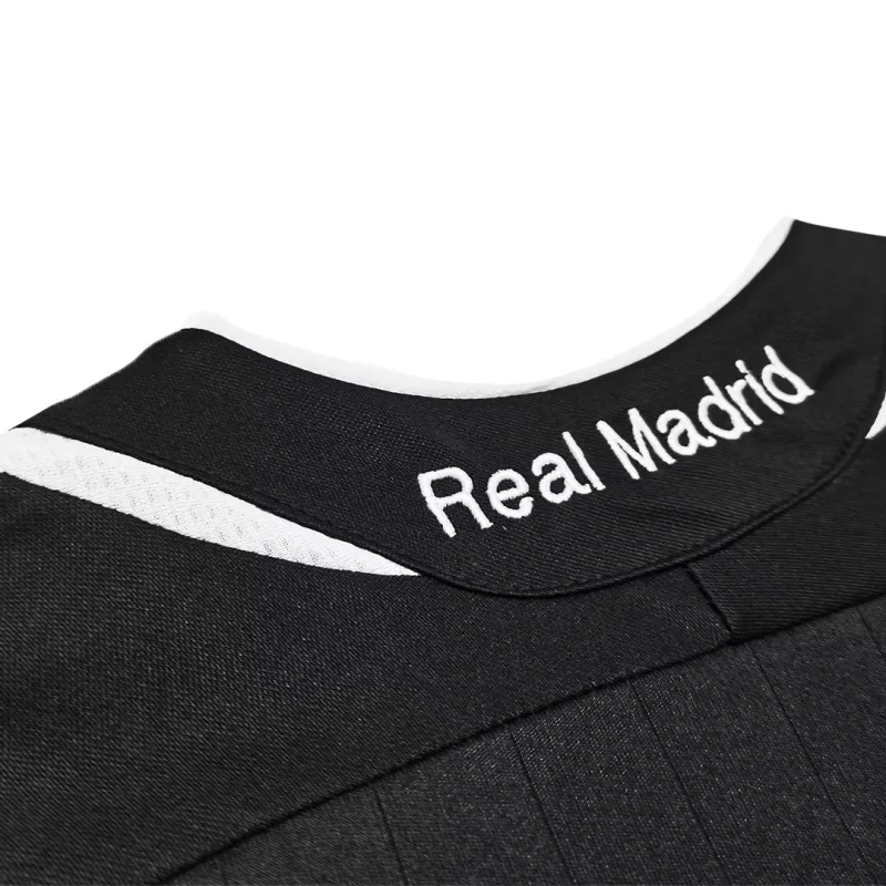 2006/07 Real Madrid Retro Away Jersey