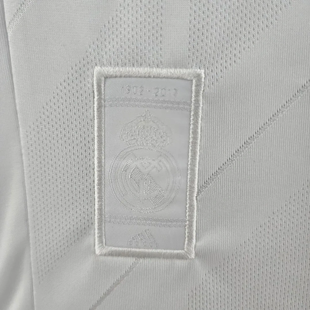 2017/18 Real Madrid Retro Jersey Home