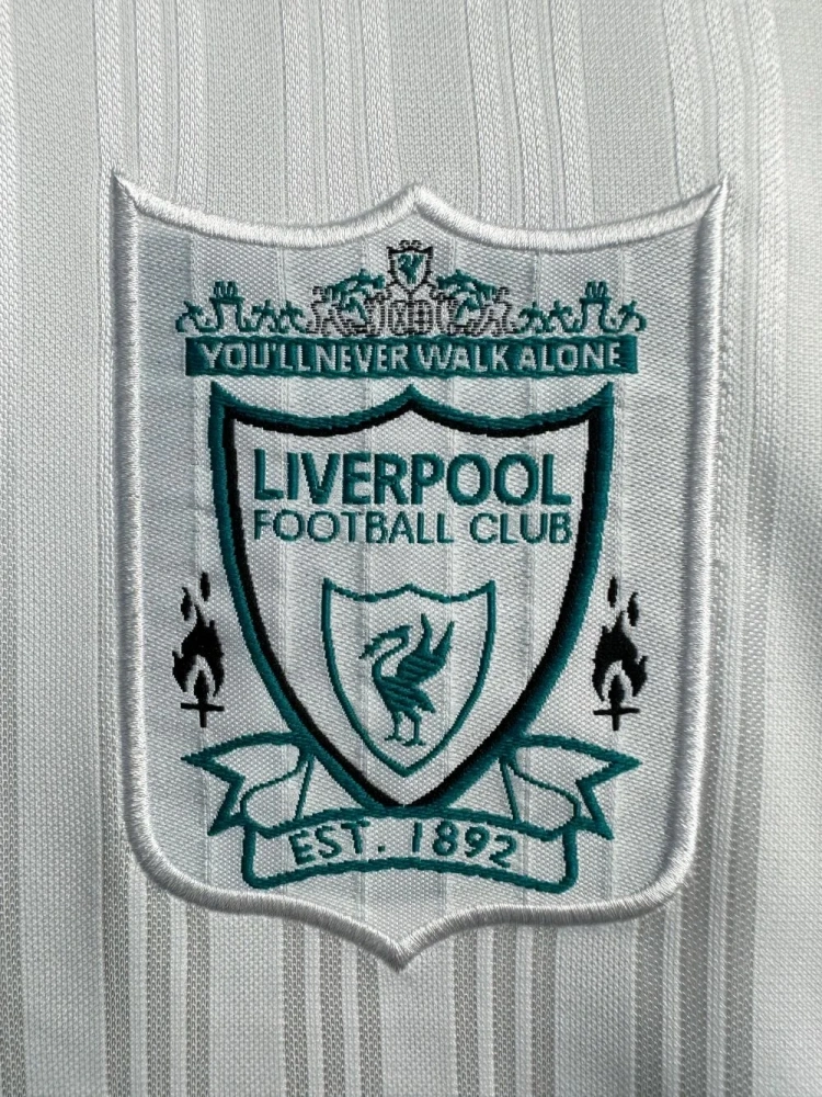 Retro Liverpool Away Football Jersey Long Sleeve 1995/1996