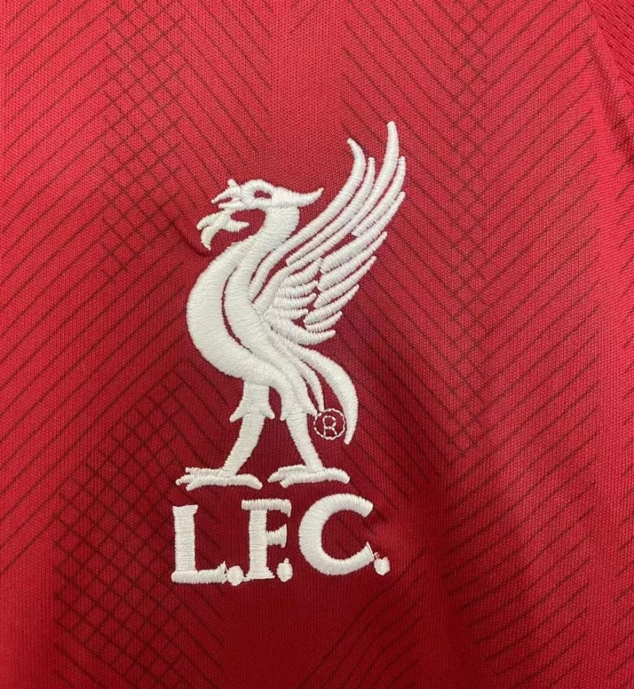 Retro Liverpool Home Football Shirt 2018/2019