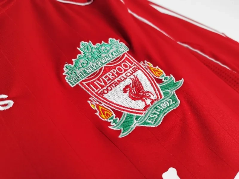 06-07 Liverpool Retro Jersey Home
