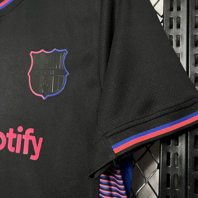 24-25 Barcelona Black Special Edition Kit Sport