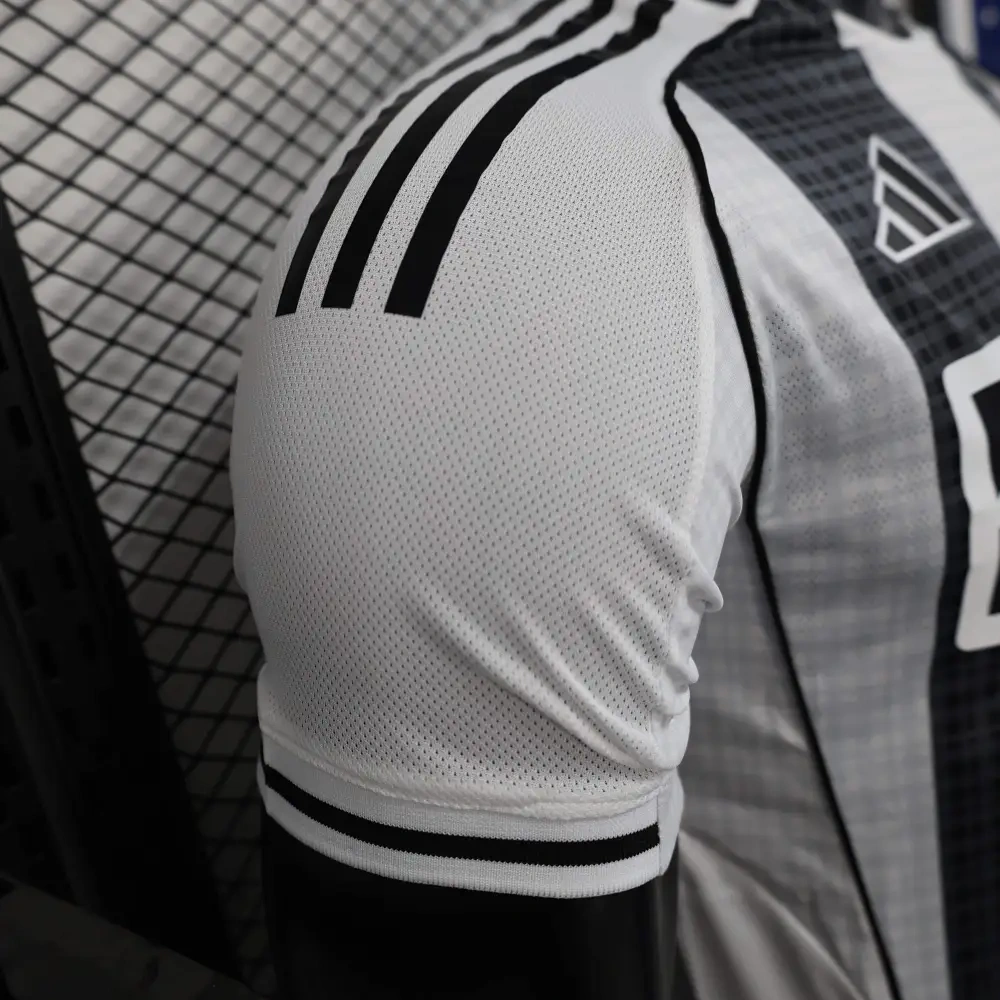 Newcastle United Shirt Home Jersey Player Version 25-26