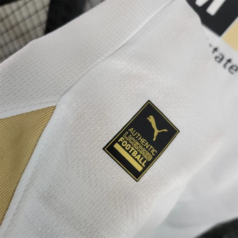 Valencia 2023/24 Jersey Home