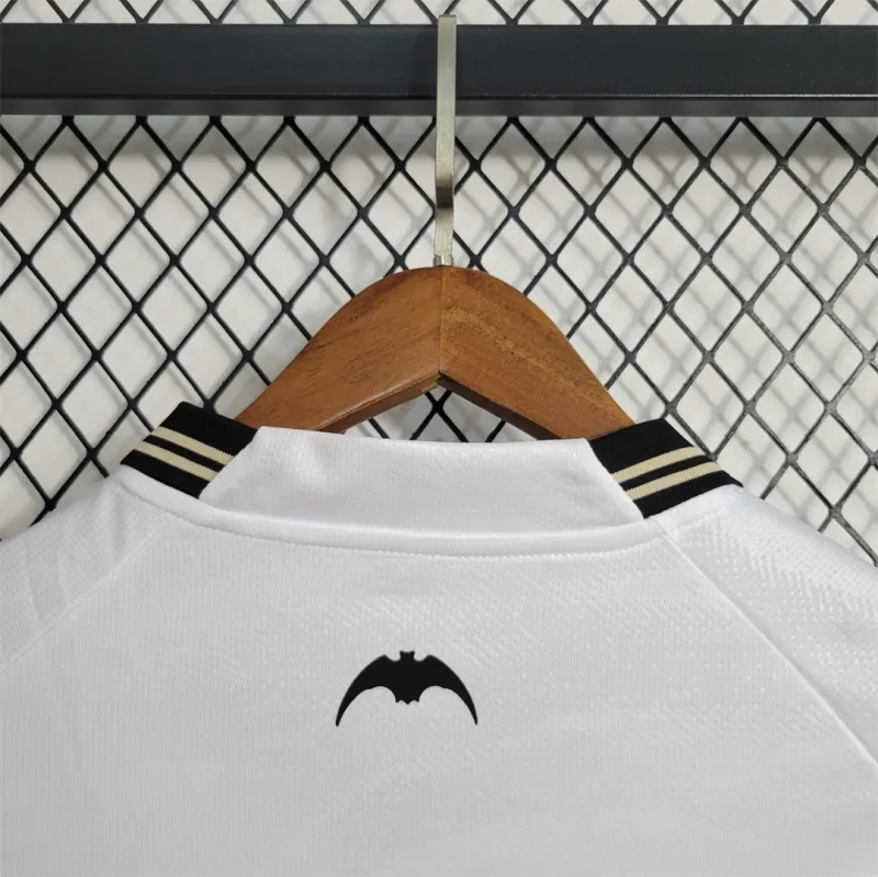 Valencia 2023/24 Jersey Home