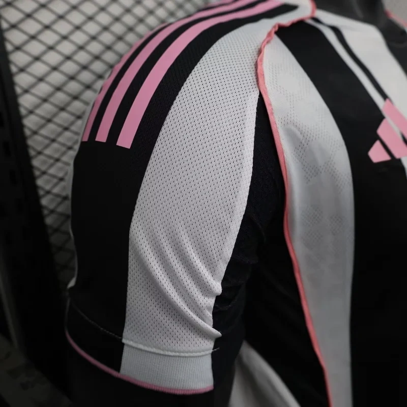 Juventus Home Football jersey( Player Version) 2025/2026 Size : S-2XL
