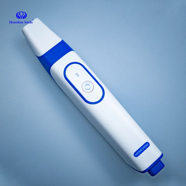 Dental intraoral scanner