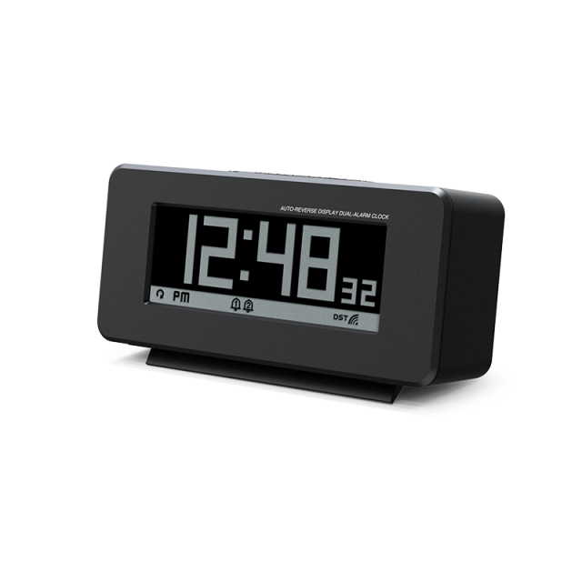 Auto reverse RC clock