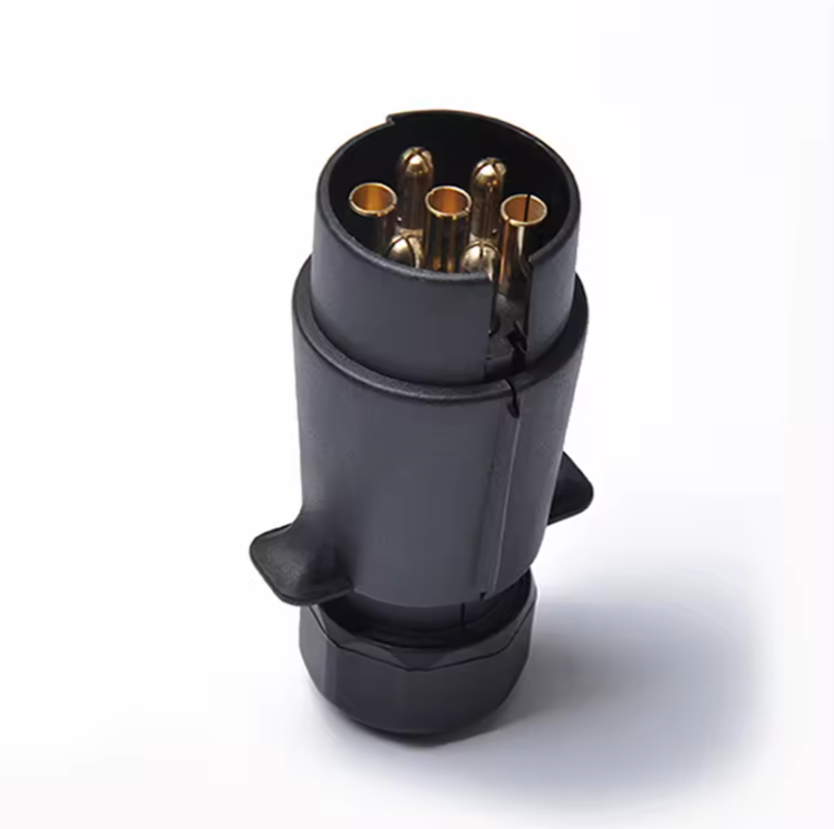 7 Pin Trailer Hitch Connector Plug for Caravans, Trucks & Boats - PVC Housing with 100% Copper Terminals - 12V/24V EU Standard