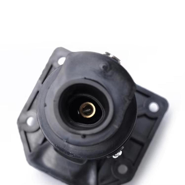 7-Way Trailer Connector Socket for Truck, RV & Caravan | Heavy-Duty 12V Towing Electrical Plug