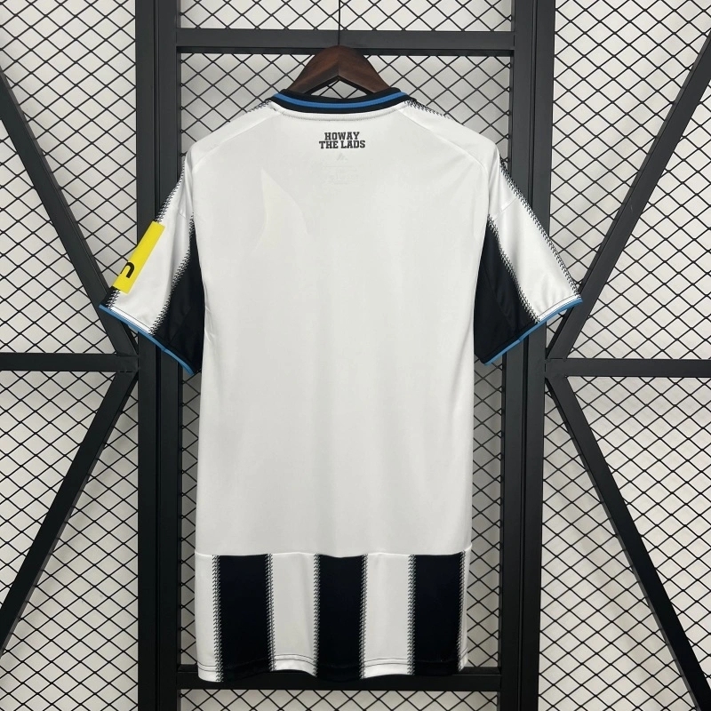 Newcastle United Home Football Jersey 2025 2026 Season