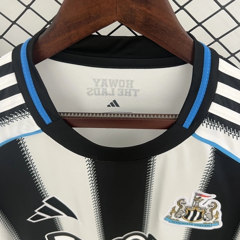 Newcastle United Home Football Jersey 2025 2026 Season