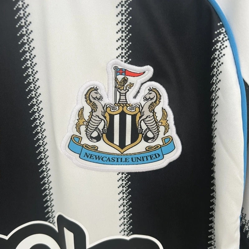 Newcastle United Home Football Jersey 2025 2026 Season